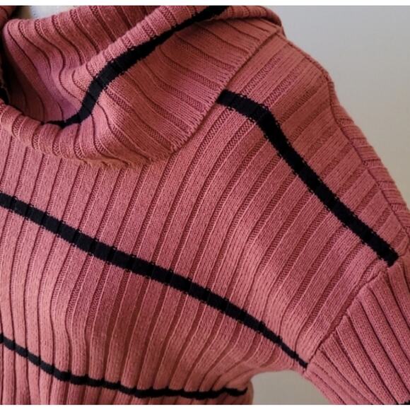 Guess Cropped Cowl Neck Striped Sweater M - Picture 8 of 13